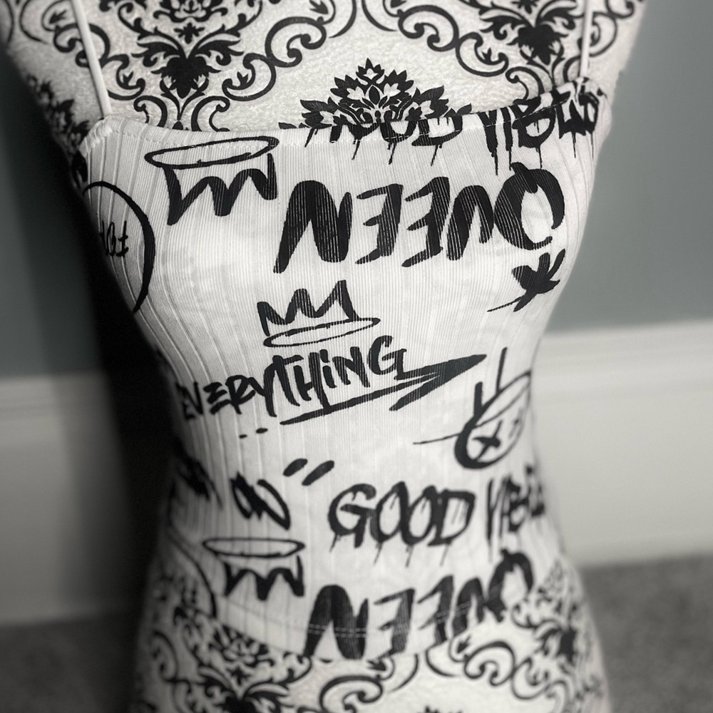 cute mini letter print tank top